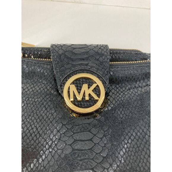 MICHAEL KORS, SMALL BLACK ANIMAL PRINT LEATHER CROSSBOY BAG - Picture 3 of 14